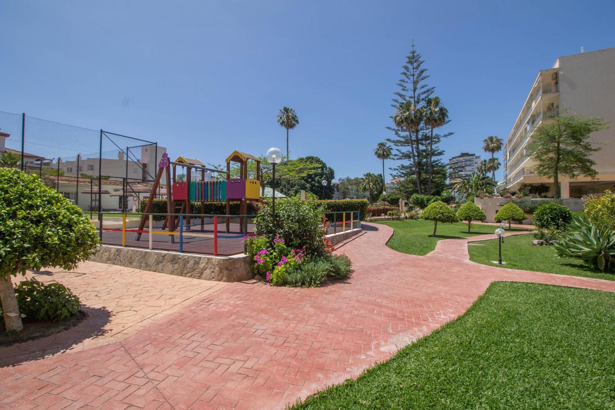 Carihuela Palace 417 By Ivi Real Estate Torremolinos Exteriér fotografie